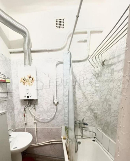 Комната, 15.3 м2, 2/4 эт. Москва - изображение 4