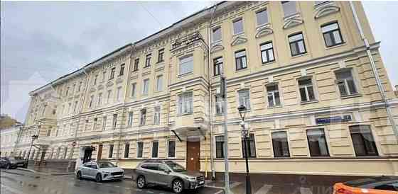 5-комн. квартира, 119 м2, 1/54 эт. Москва