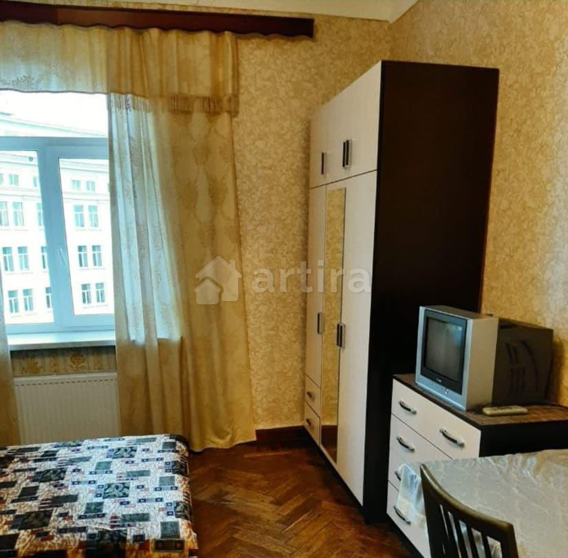 Комната, 15 м2, 5/5 эт. Санкт-Петербург - изображение 1