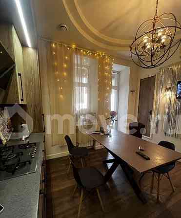 3-комн. квартира, 85.6 м2, 4/8 эт. Москва