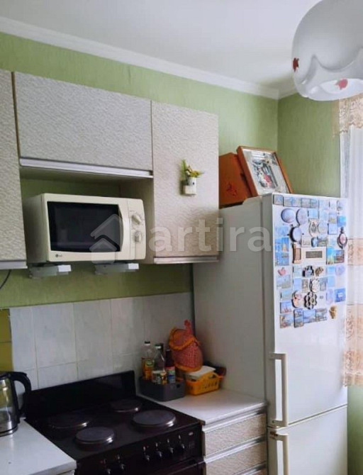 Комната, 42 м2, 2/12 эт. Москва - изображение 1