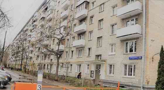 2-комн. квартира, 46 м2, 3/9 эт. Москва