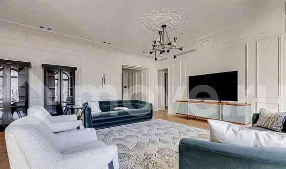 4-комн. квартира, 220 м2, 6/7 эт. Москва