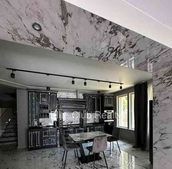 Коттедж, 245.1 м2, 12 соток, 2 эт. Санкт-Петербург