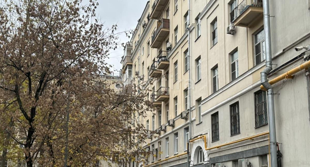 Комната, 12.9 м2, 1/8 эт. Москва - изображение 2