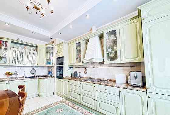 4-комн. квартира, 199 м2, 4/19 эт. Москва