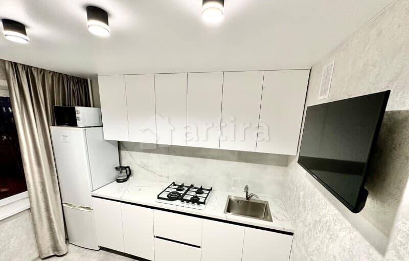 3-комн. квартира, 75 м2, 6/9 эт. Магнитогорск - изображение 1