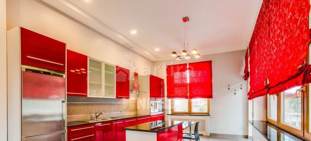 Коттедж, 570 м2, 17 соток, 2 эт. Красногорск - изображение 1