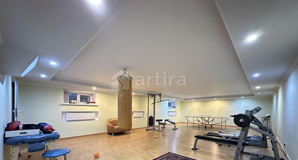 Дом, 782 м2, 7.2 сотки, 3 эт. Челябинск - изображение 5