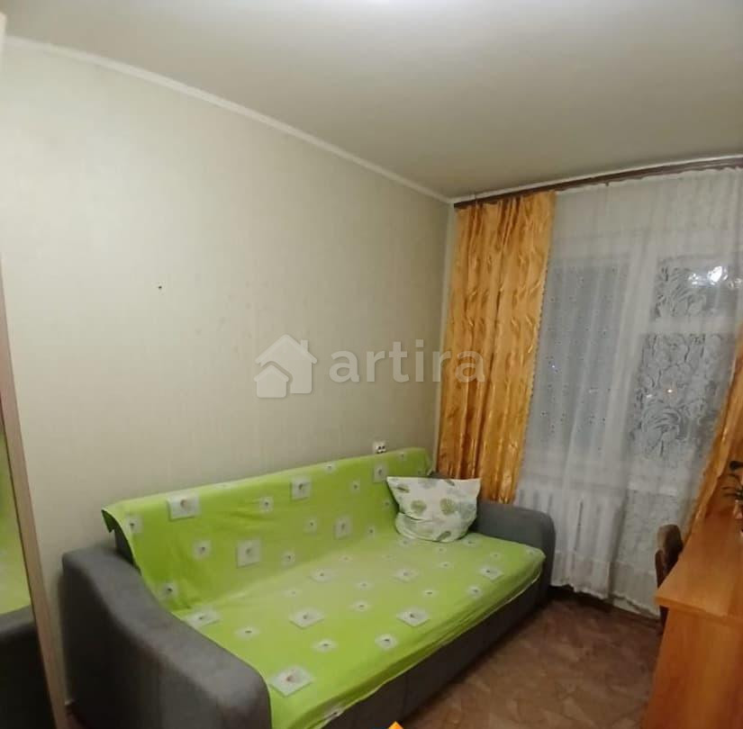 Комната, 12 м2, 1/5 эт. Казань - изображение 1