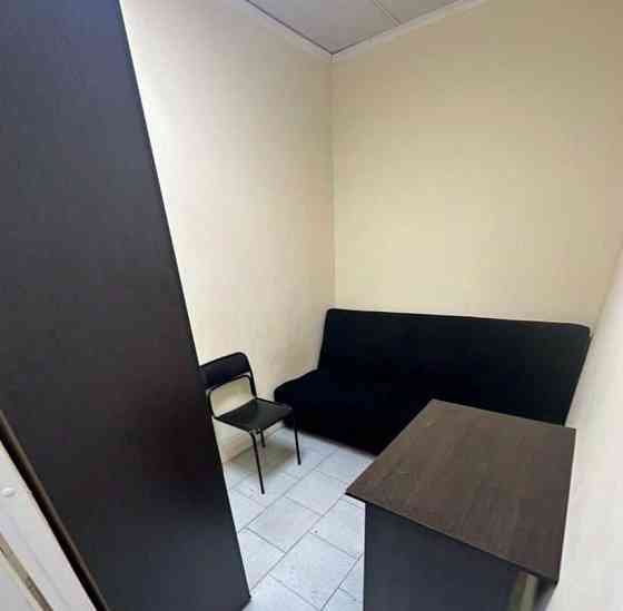 Комната, 6.5 м2, 2/4 эт. Москва