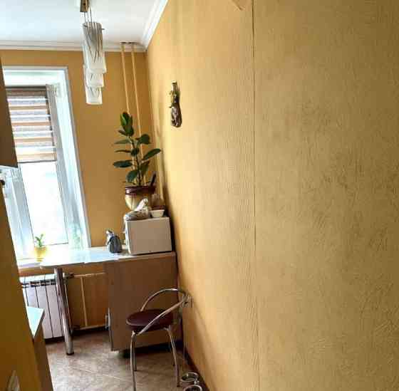 Комната, 42 м2, 4/5 эт. Москва