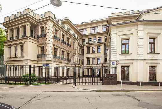 4-комн. квартира, 220 м2, 2/3 эт. Москва