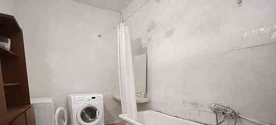 Комната, 80 м2, 2/5 эт. Санкт-Петербург