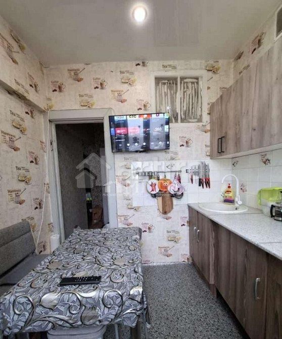 2-комн. квартира, 41 м2, 5/5 эт. Москва - изображение 12