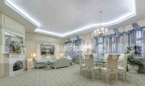 4-комн. квартира, 167.5 м2, 5/6 эт. Москва