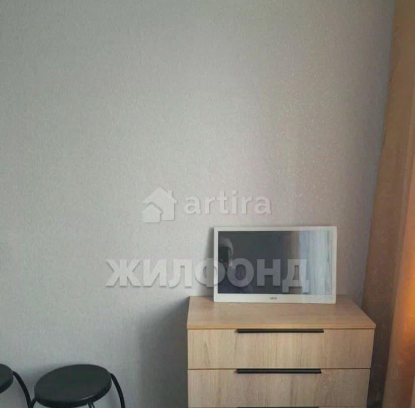 Комната, 10 м2, 3/5 эт. Новосибирск - изображение 4