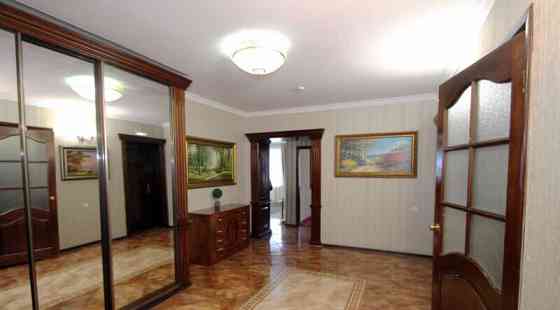 Коттедж, 200 м2 Новосибирск