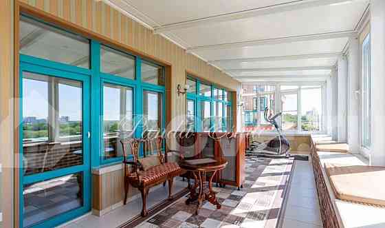 5-комн. квартира, 200 м2, 4/35 эт. Москва