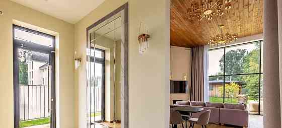 Дом, 280 м2, 14 соток, 2 эт. Санкт-Петербург