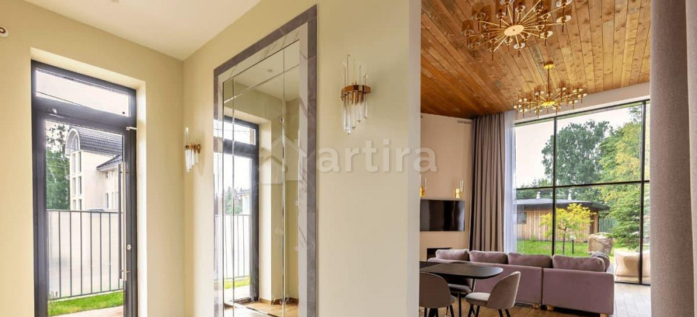 Дом, 280 м2, 14 соток, 2 эт. Санкт-Петербург - изображение 2