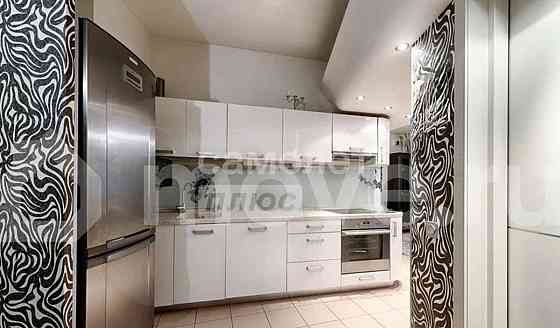 2-комн. квартира, 61.1 м2, 3/5 эт. Москва