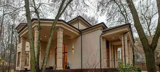 Коттедж, 575 м2, 48 соток, 3 эт. Москва