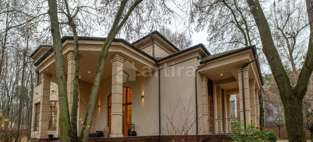 Коттедж, 575 м2, 48 соток, 3 эт. Москва - изображение 2