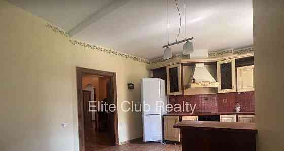 Дом, 390 м2, 30 соток, 3 эт. Рощино