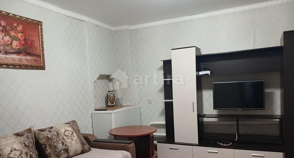 Дом, 47 м2, 4 сотки, 1 эт. Азов - изображение 1