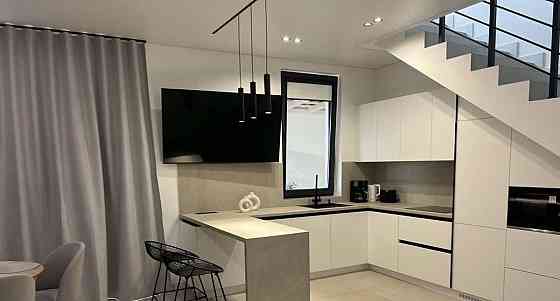 Дом, 130 м2, 2 сотки, 2 эт. Алушта