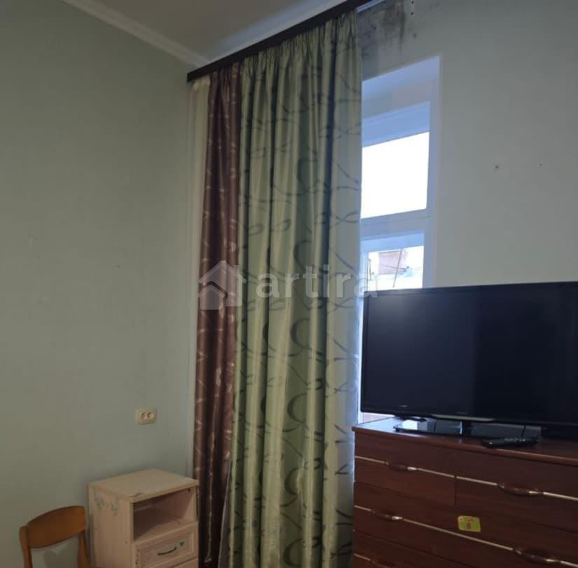 Комната, 28 м2, 5/5 эт. Санкт-Петербург - изображение 2