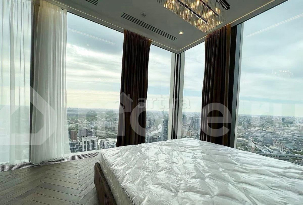 3-комн. апарт-ы, 90 м2, 50/85 эт. Москва - изображение 1