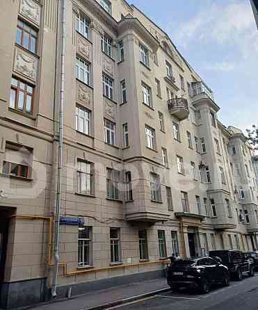 5-комн. квартира, 136.3 м2, 2/6 эт. Москва