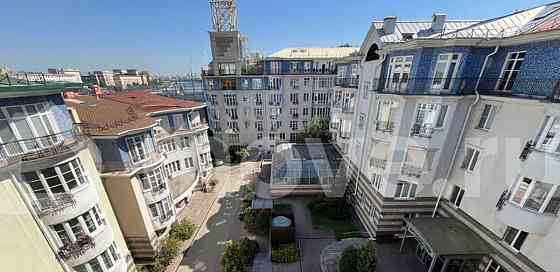 6-комн. квартира, 876 м2, 5/5 эт. Москва