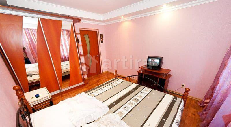 2-комн. квартира, 63 м2, 1/6 эт. Феодосия - изображение 2