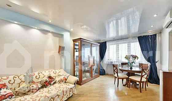 3-комн. квартира, 90 м2, 3/5 эт. Москва