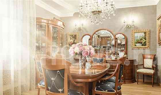 Квартира, 383 м2, 5/5 эт. Москва