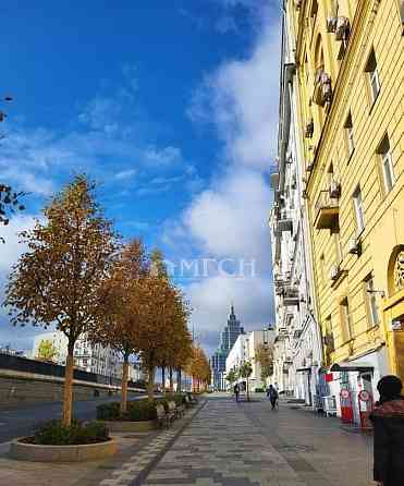 2-комн. квартира, 52 м2, 2/5 эт. Москва