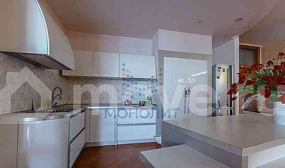 4-комн. квартира, 232 м2, 18/25 эт. Москва