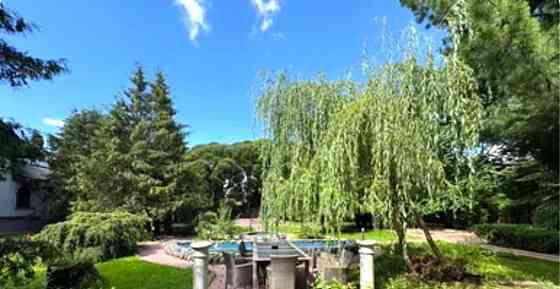 Дом, 1100 м2, 30 соток, 3 эт. Одинцово