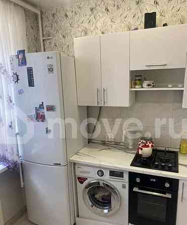 5-комн. квартира, 72 м2, 3/5 эт. Москва