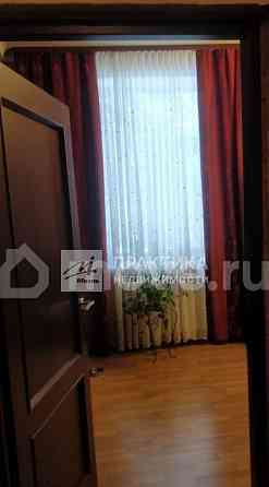 4-комн. квартира, 98.3 м2, 2/5 эт. Москва