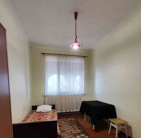 Комната, 100 м2, 2/2 эт. Симферополь