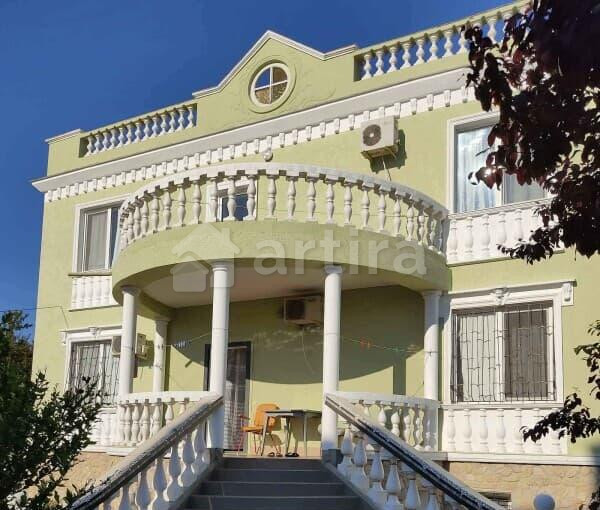 Коттедж, 250 м2 Евпатория - изображение 1