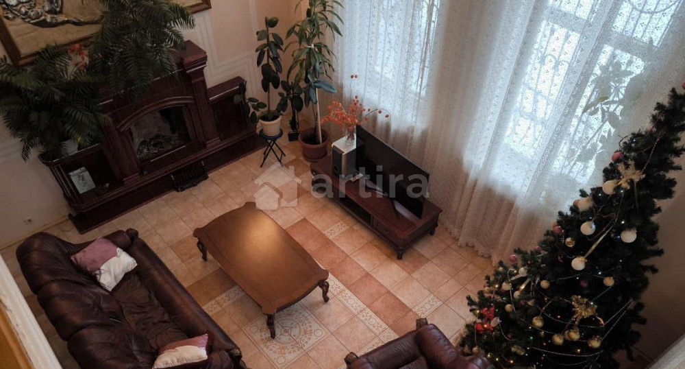 Дом, 300 м2, 18 соток, 3 эт. Солнечногорск - изображение 1