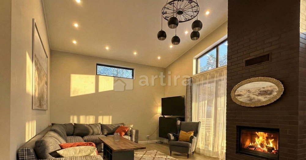 Дом, 200 м2, 12 соток, 1 эт. Всеволожск - изображение 1