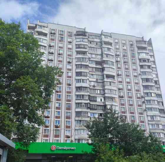 Комната, 12 м2, 8/17 эт. Москва