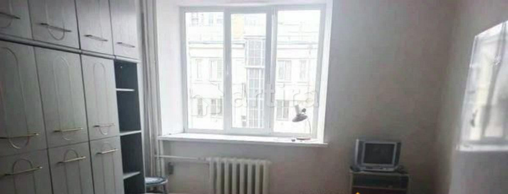 Комната, 17 м2, 4/6 эт. Москва - изображение 1