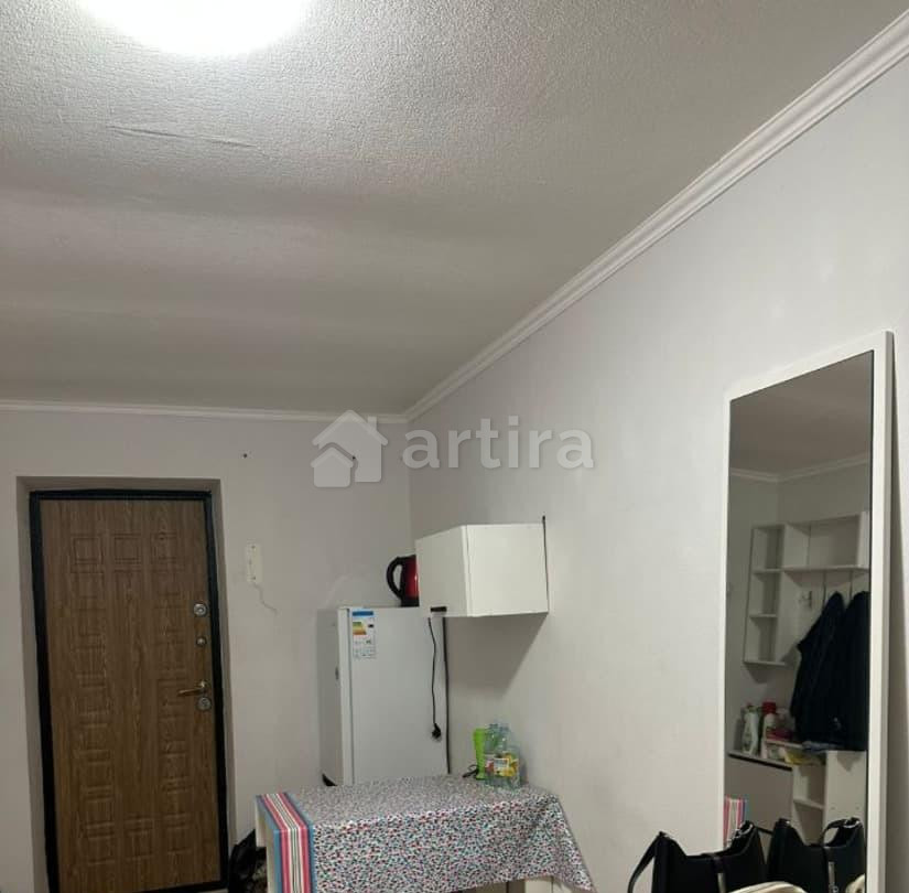 Комната, 13 м2, 3/3 эт. Ростов-на-Дону - изображение 1